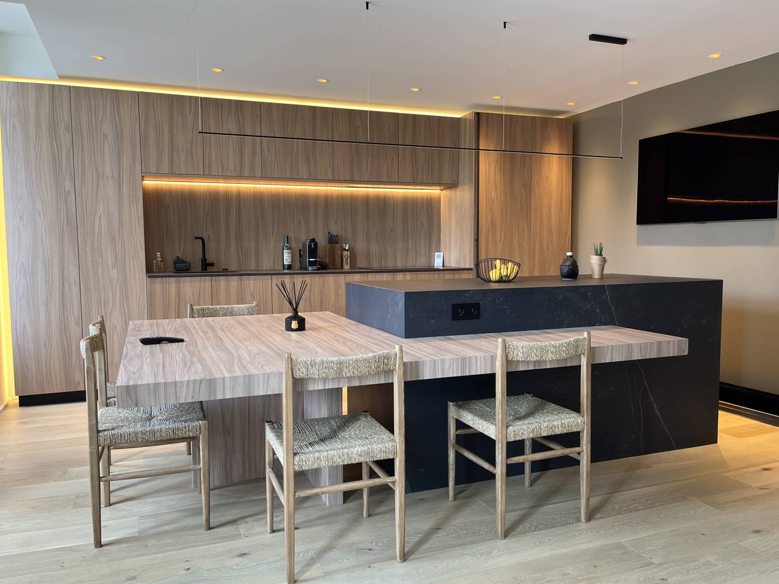 cesar maxima noyer miel et technomat noir