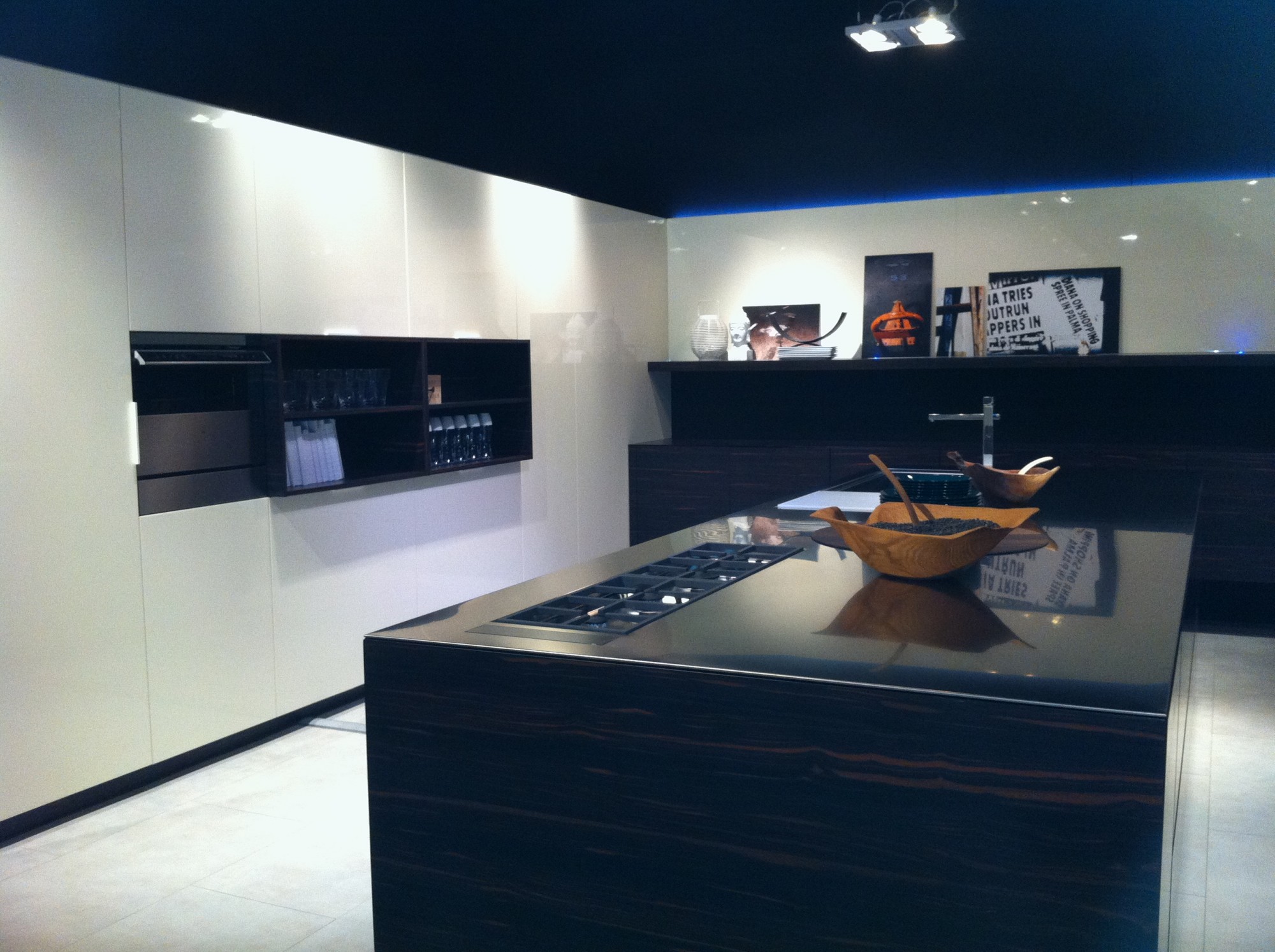 Cuisine ebene de macassar et laque blanche bordeaux france